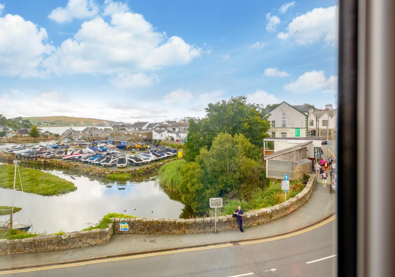 2b Pen Y Bont